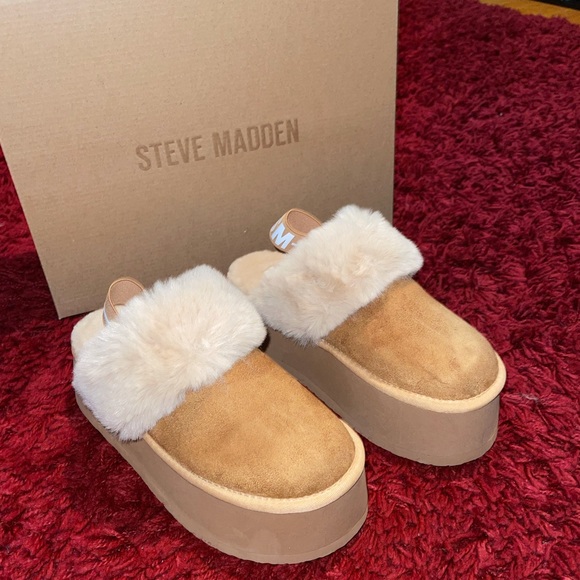 Chestnut Platform Slides - Picture 2 of 4